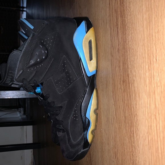 Jordan Retro 6 “UNC” - Picture 2 of 8